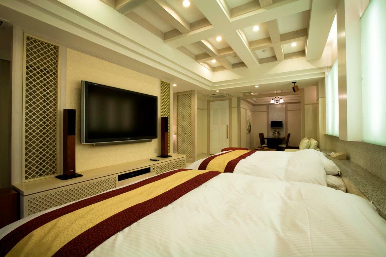 Hotel Bintang Pari Resort (Adults Only) Kóbe Kültér fotó